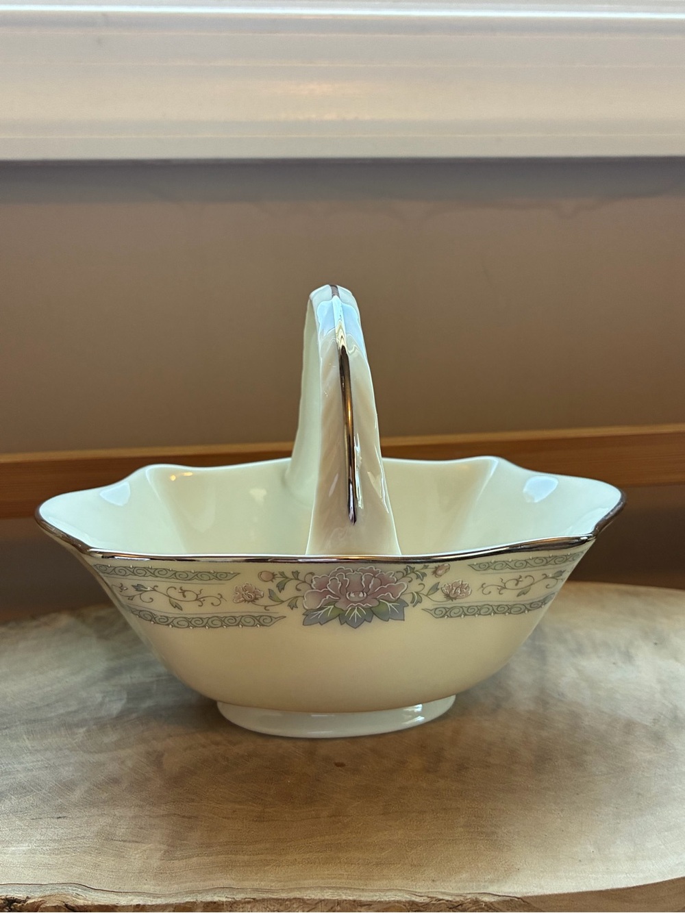 Lenox Charleston Basket Hand Decorated Platinum Floral Porcelain Candy Dish USA